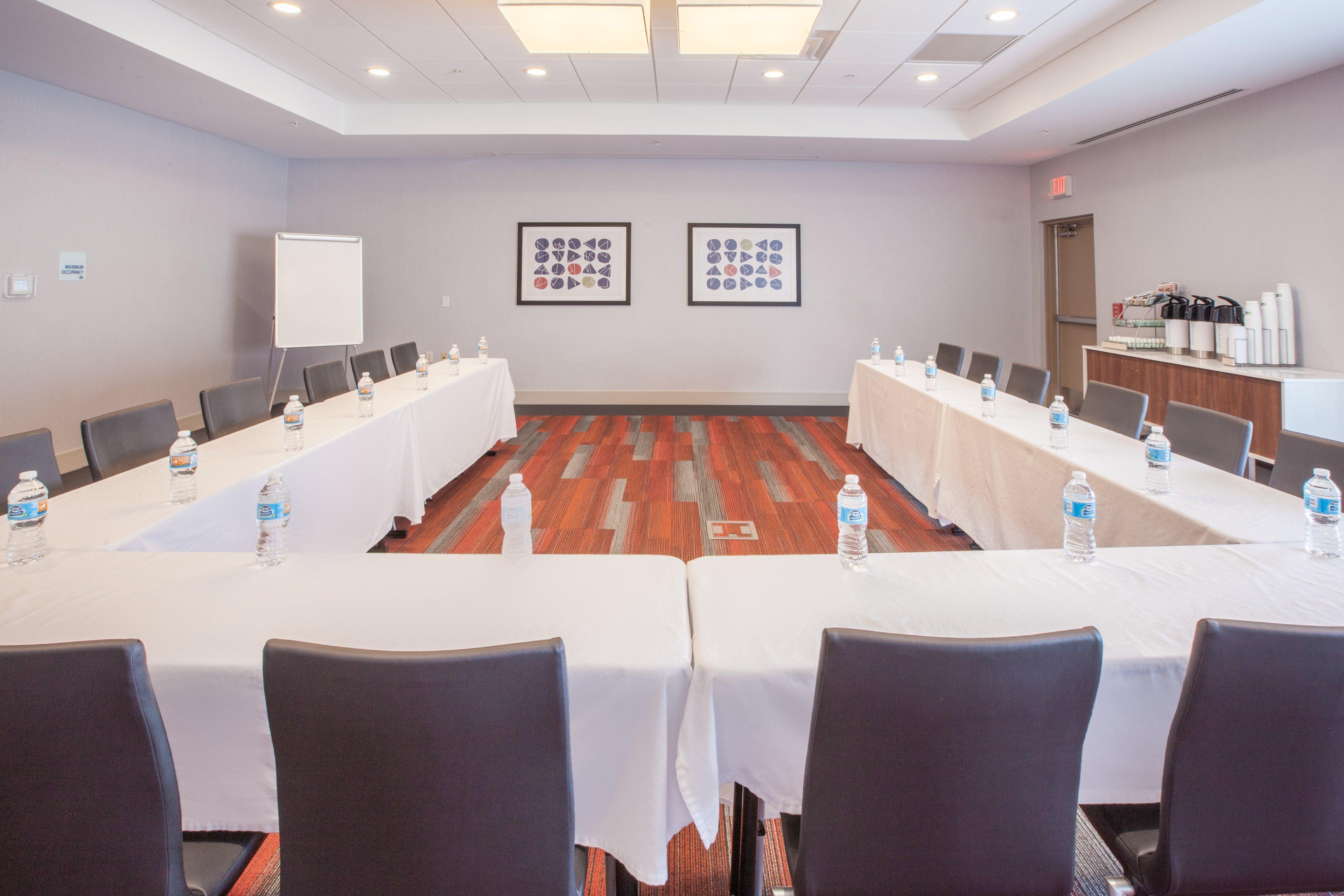 Holiday Inn Express & Suites - Indianapolis Ne - Ноблсвилл Экстерьер фото